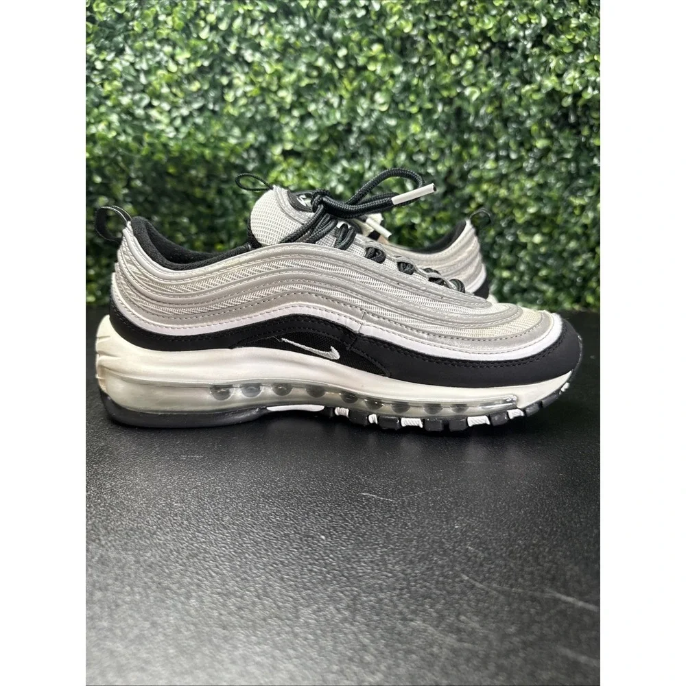 Nike Air Max 97 Sneakers Kids Size 5.5 Y Black Metallic Silver Shoes Youth